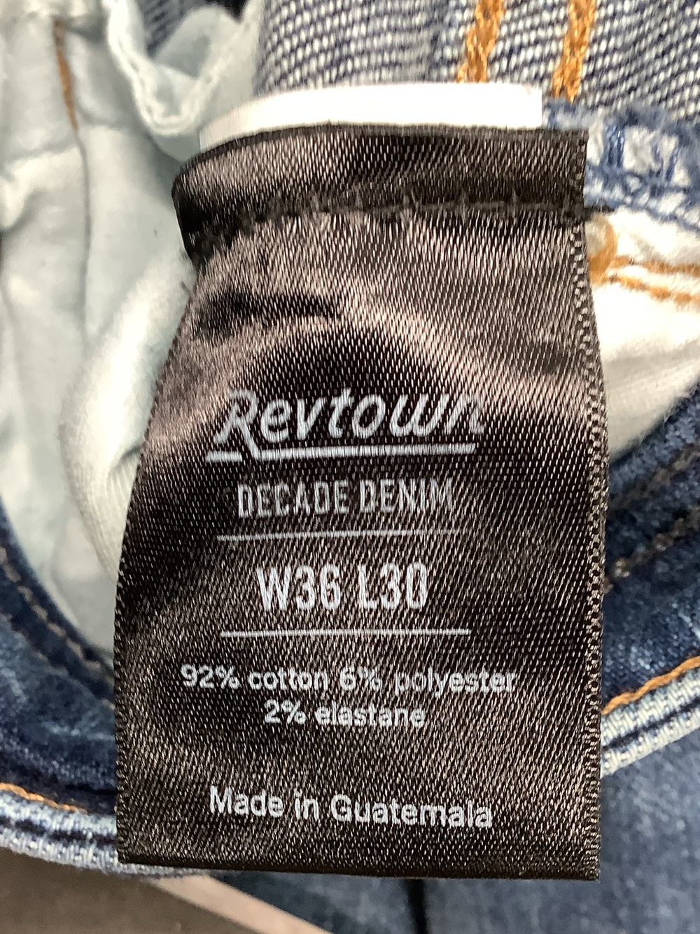 Men's Straight-Leg Denim Jeans in Medium Blue - Picture 4 of 4